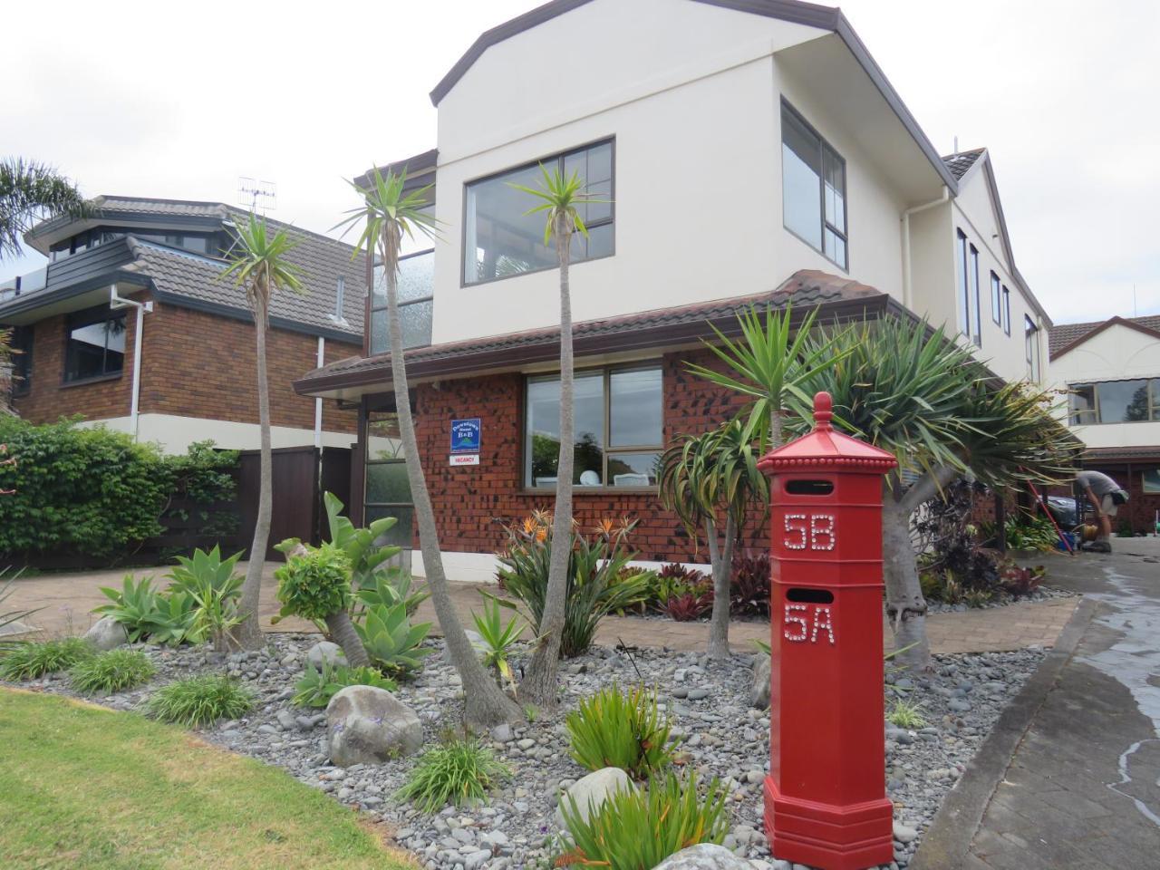 Downtown Mount B And B Mount Maunganui Extérieur photo