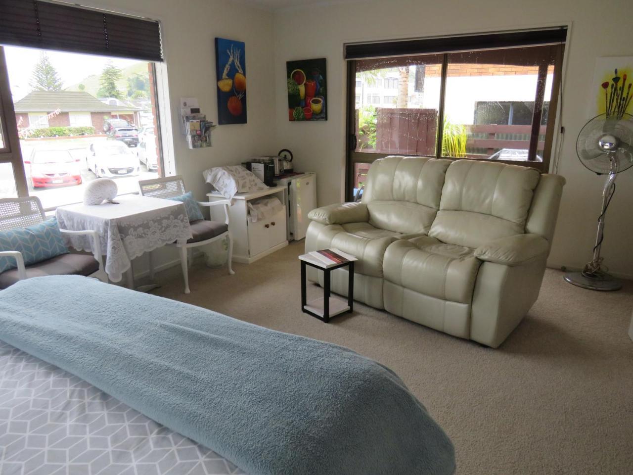 Downtown Mount B And B Mount Maunganui Extérieur photo